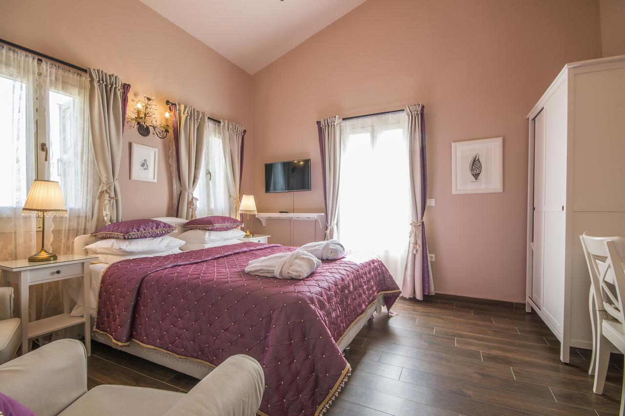 Symi Nautilus Luxury Suites Exterior foto
